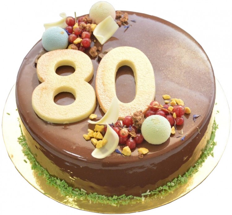 Муссовый торт на 80 лет