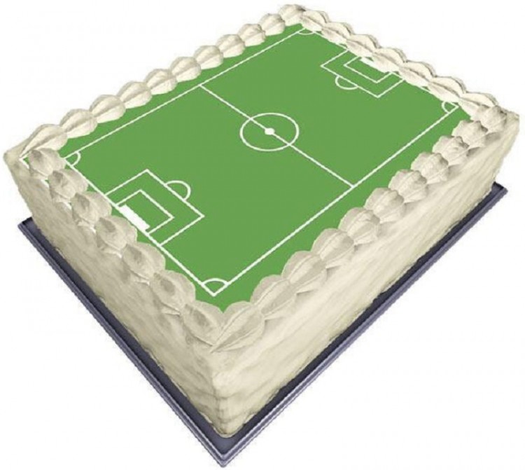 Кремовый торт футбольное поле