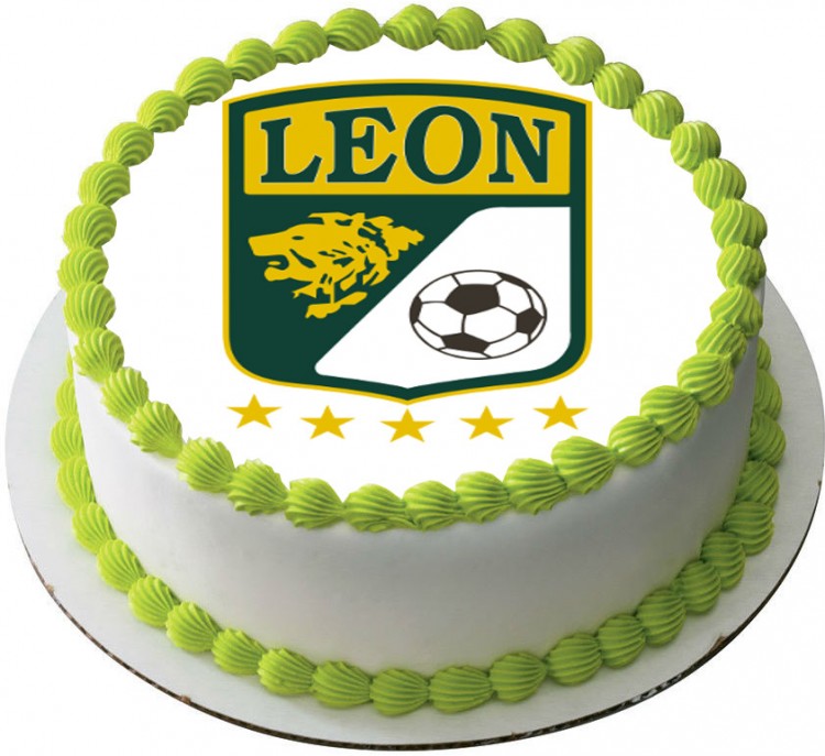 Торт для мальчика футболиста по имени леон