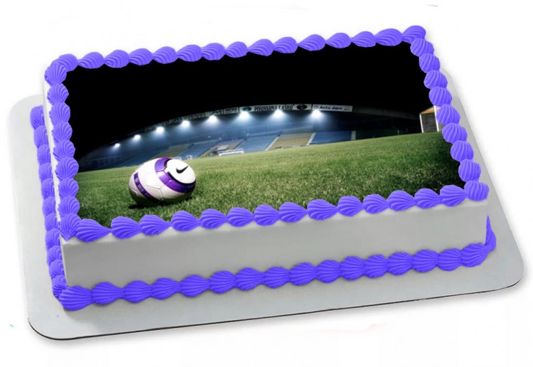 Торт футбольное поле с мячом фото